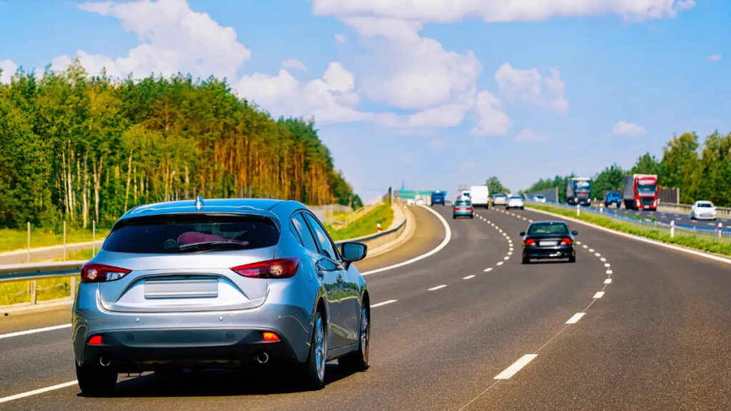 Top 3 Highway Cars For Long Distance