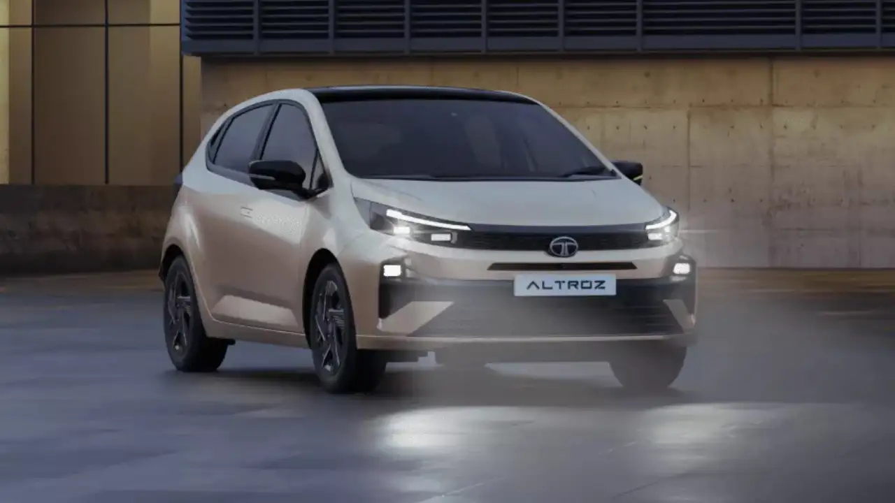 2025 Tata Altroz Facelift Launched...