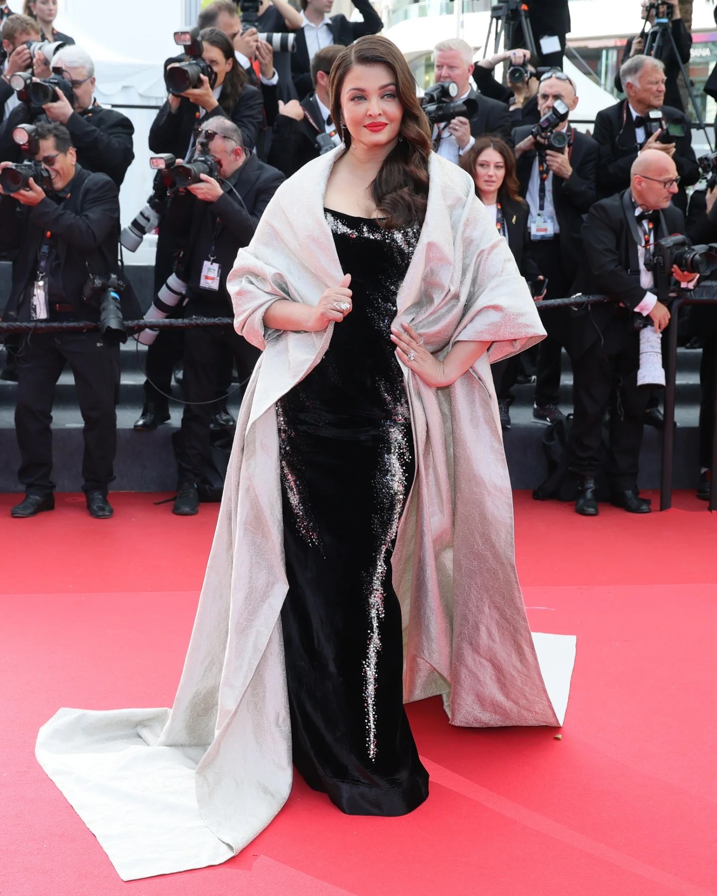 Aishwarya Rai Cannes Looks Go...
