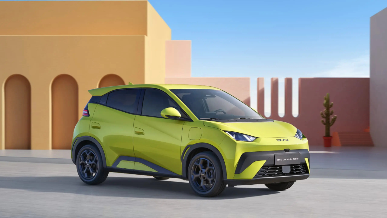 BYD Dolphin Surf EV