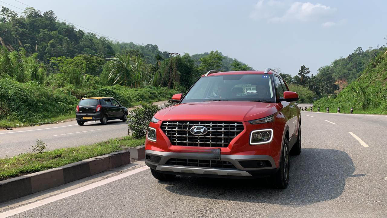 Hyundai Venue Spied Again in...