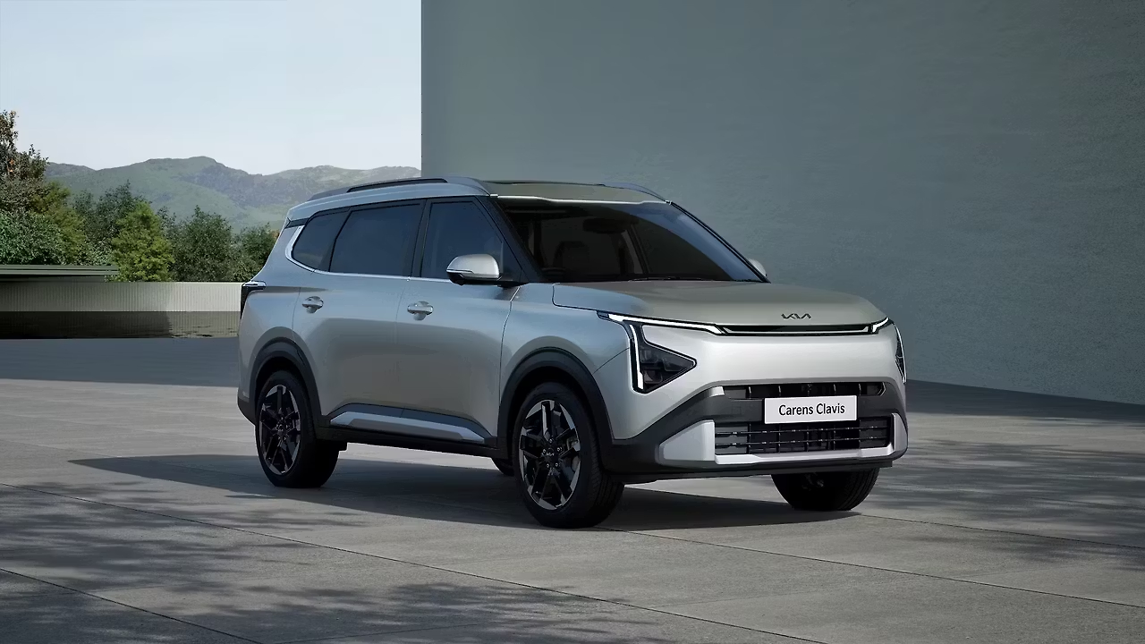 Kia Carens Clavis Set to...