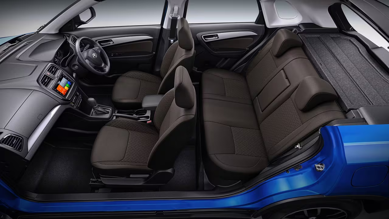 Toyota Urban Cruiser BEV interior 