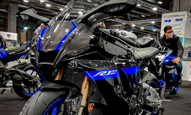 Yamaha YZF-R1M