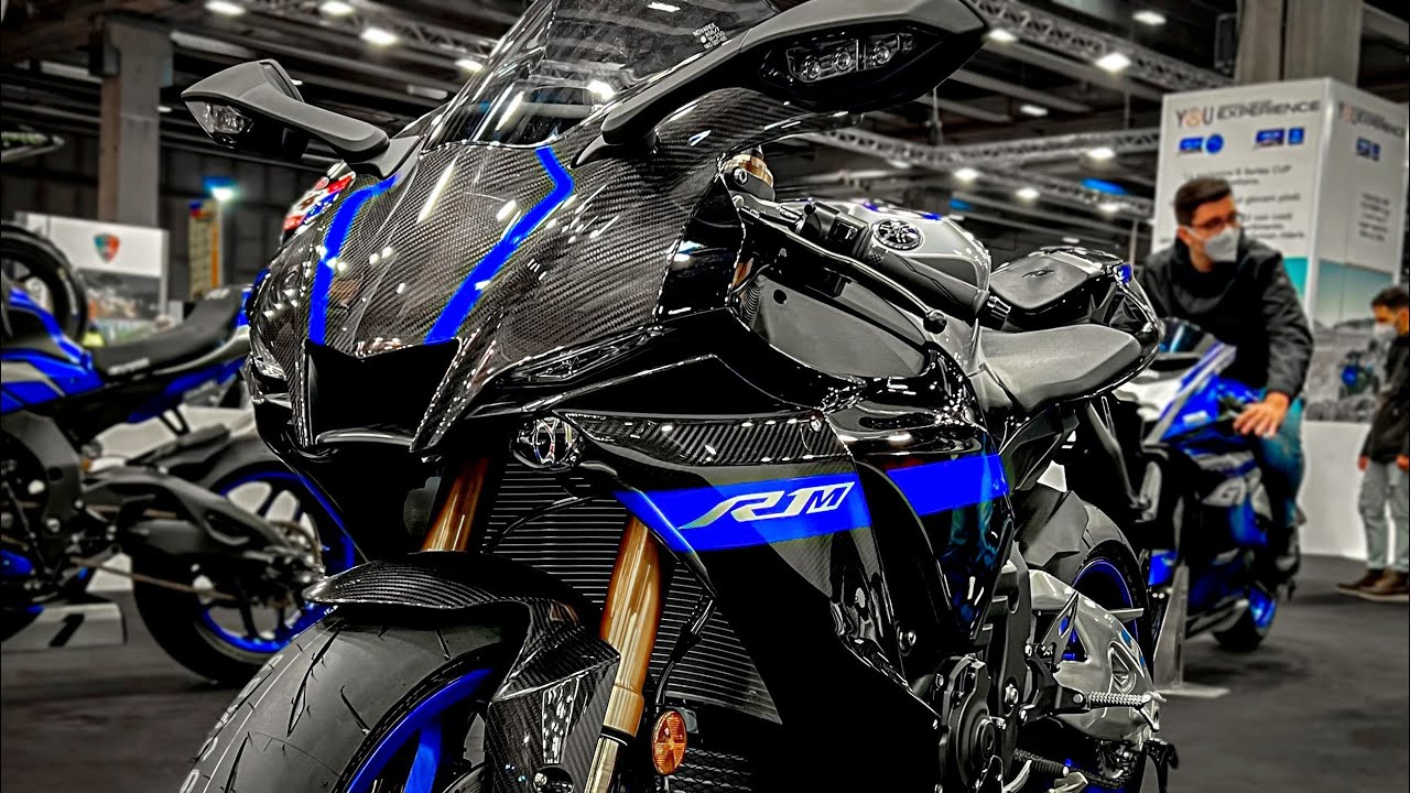 Yamaha YZF-R1M Launched in India...
