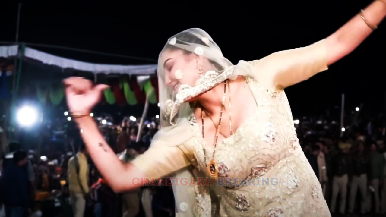 Sapna Choudhary Energetic Thumka In...