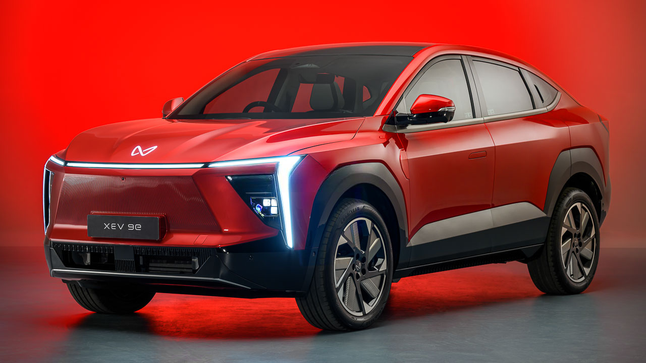New Mahindra XEV 9e Variants...