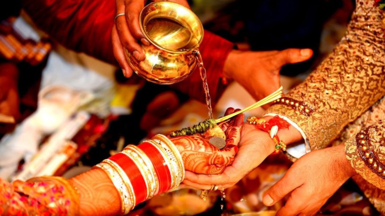 Is Vaastu Defect Ruining Your Marriage
