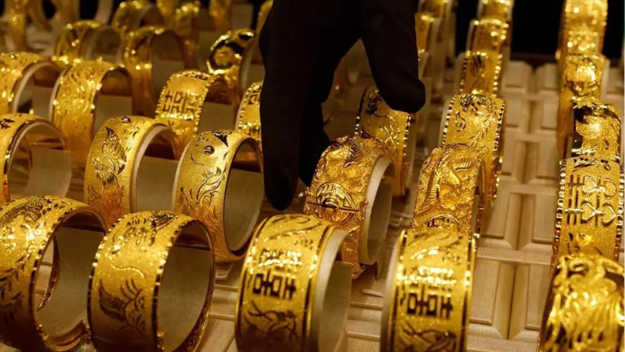 Gold and Silver Prices Today: 24K Gold Nears ₹1 Lakh, Silver Above ₹1.13 Lakh per Kg