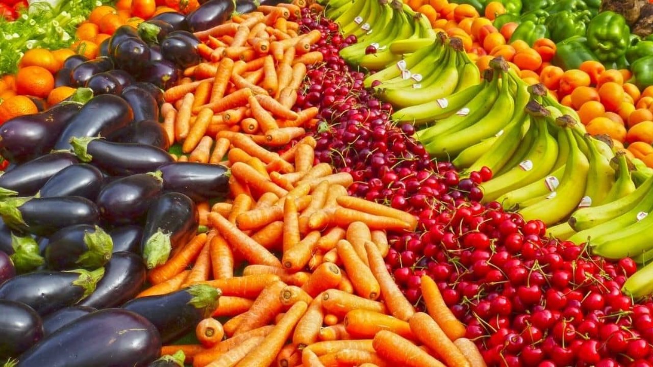 The real secret of health: Why eating seasonal fruits and vegetables gives natural strength