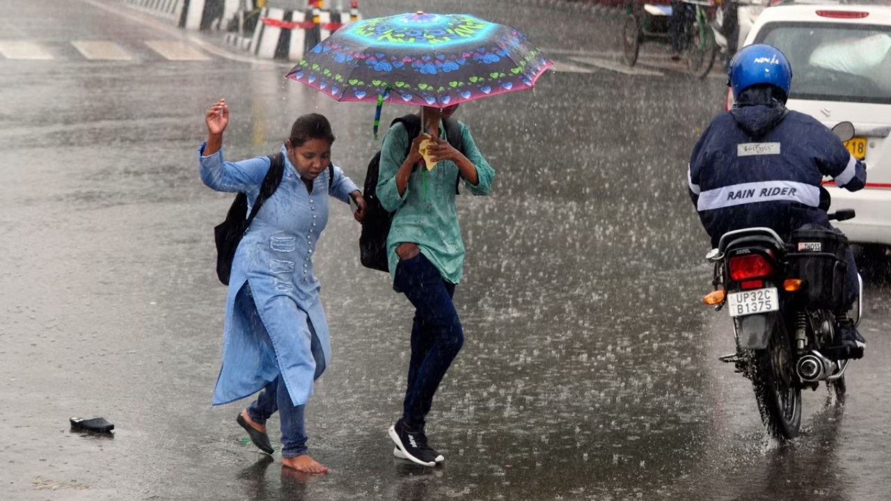 UP Weather Alert: Heavy Rain in 46 Districts, Lightning Warning in 64, Lucknow Sees Temp Drop