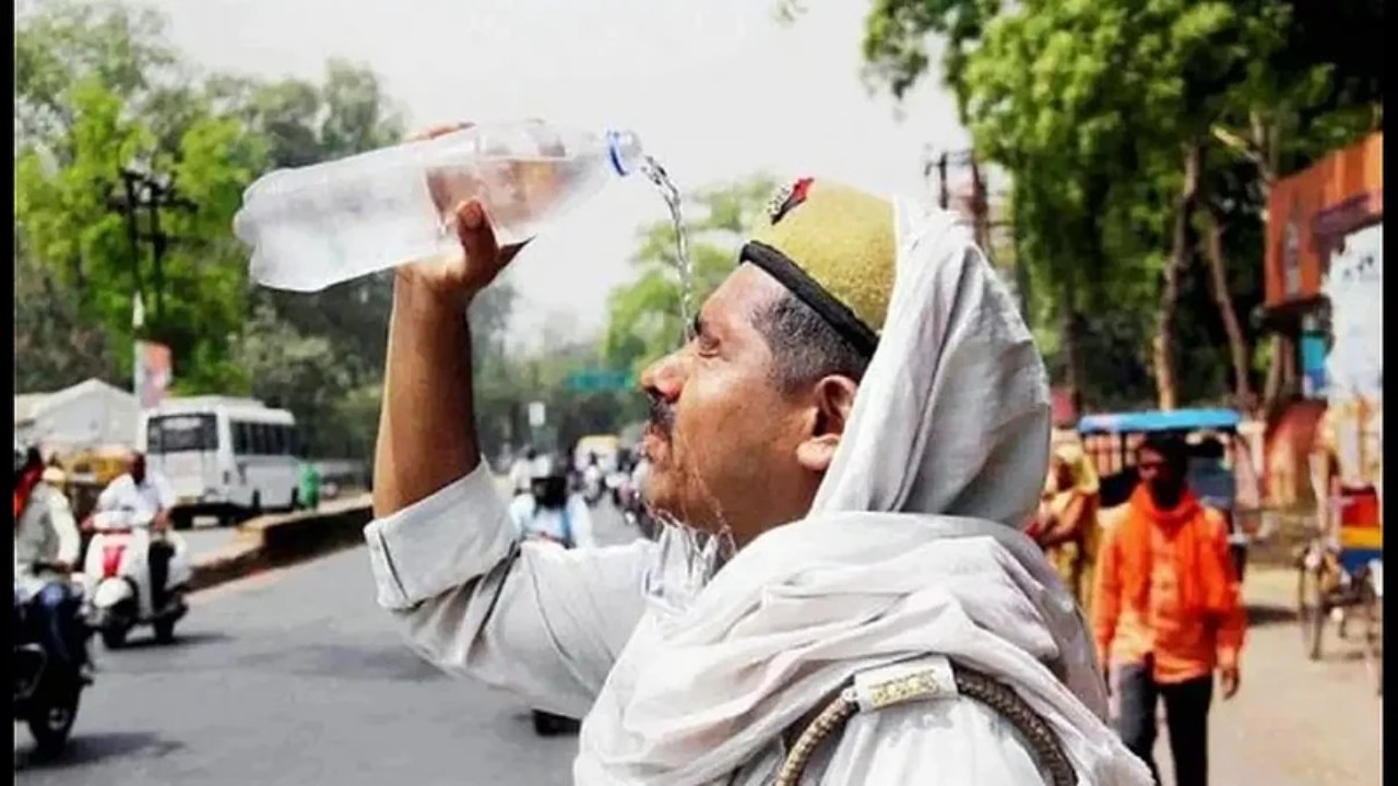 UP Weather: People are suffering from humidity and heat