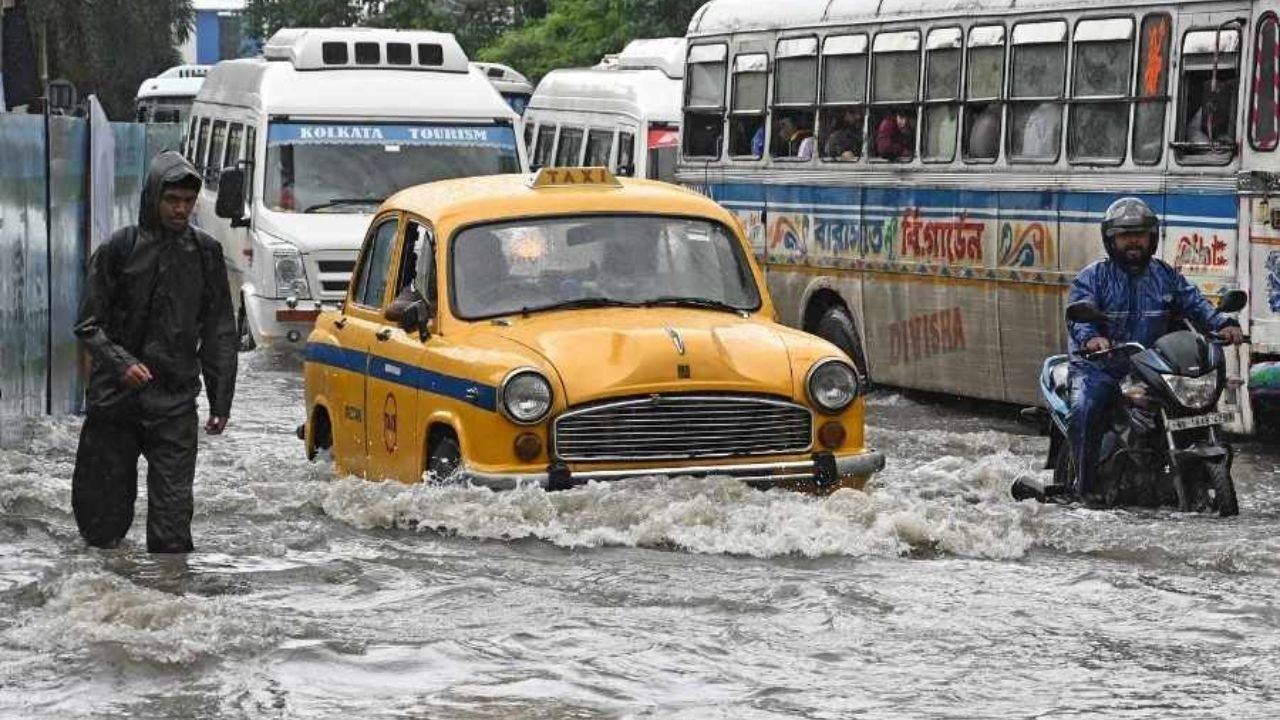 Kolkata Weather: 10 dead, normal life paralyzed, IMD warns of more rain