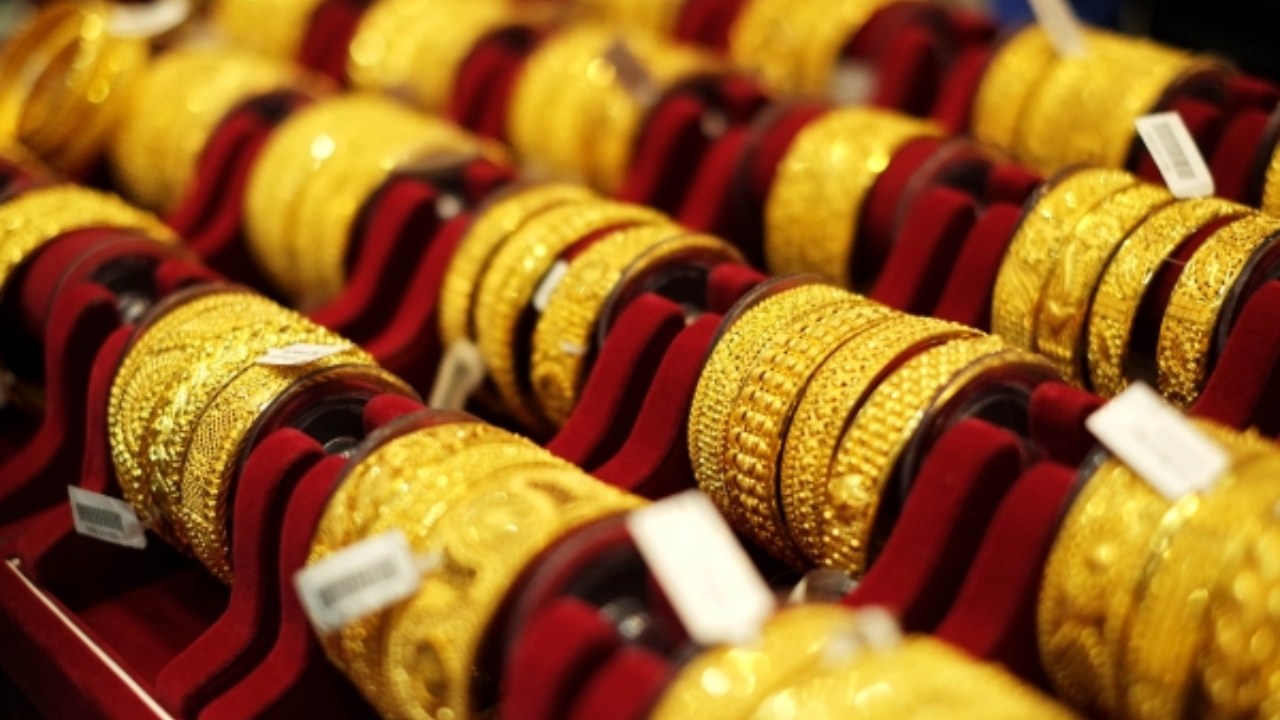 Gold and Silver Price Today in India: Latest 24K, 22K Rates in Delhi, Mumbai, Chennai, Kolkata